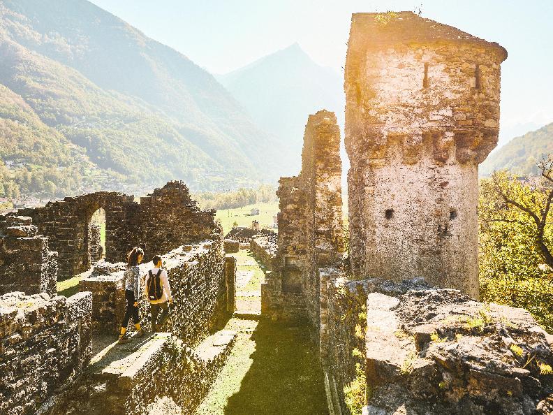 Image 1 - Rovine del Castello di Serravalle